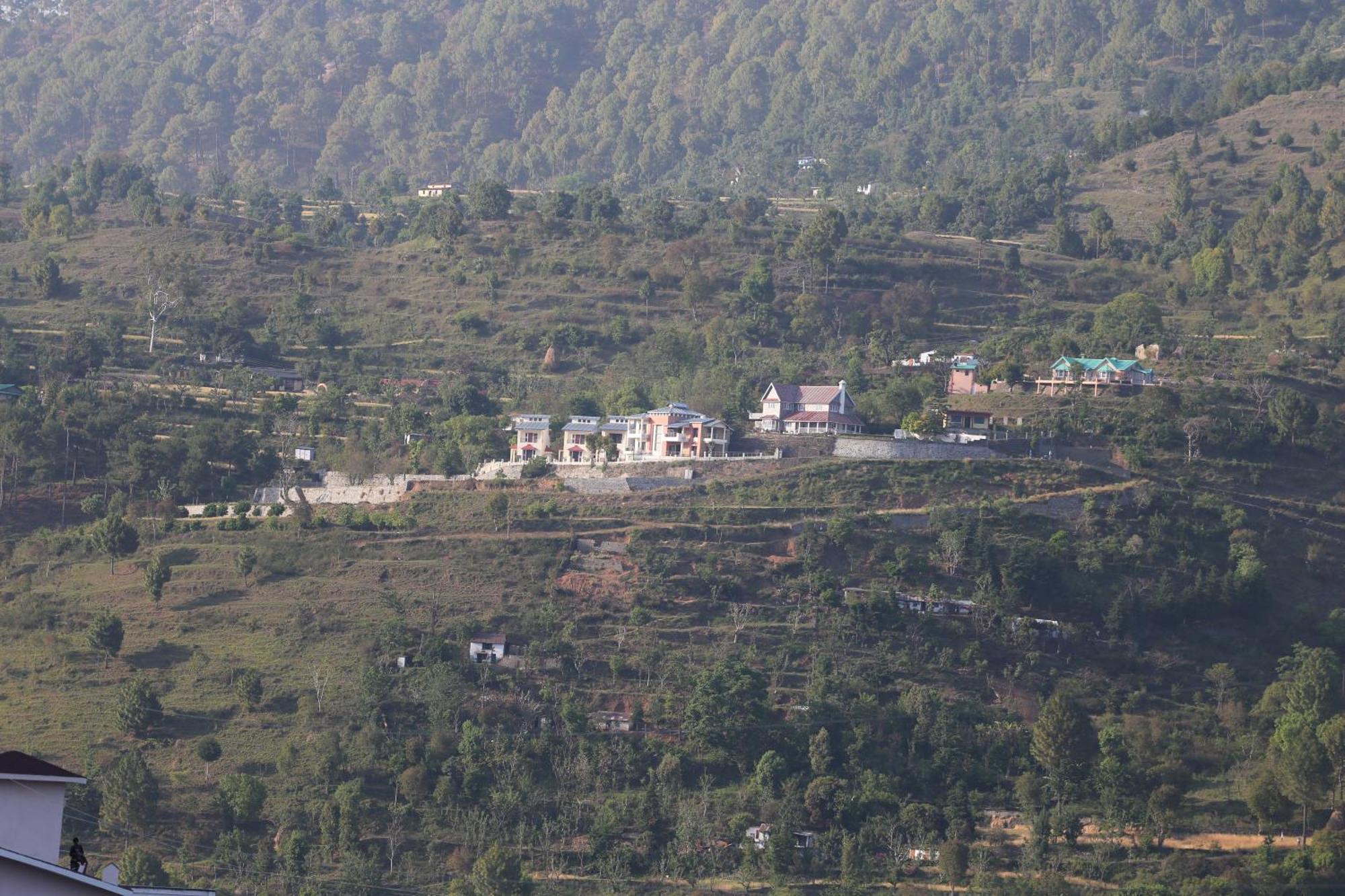 Royal Rosette Lake View Bhimtal Нейнитал Екстериор снимка